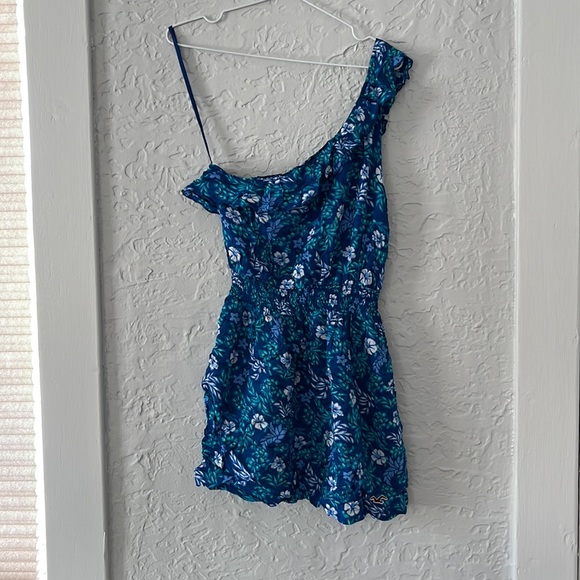 Hollister Blue Floral One Shoulder Dress - Picture 1 of 2